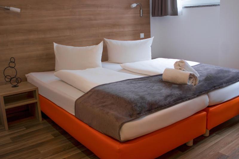 Double Room (1 Adult) image 4