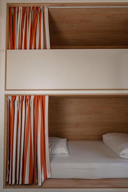 CENTRAL Hostel La Rochelle Centre - image 6