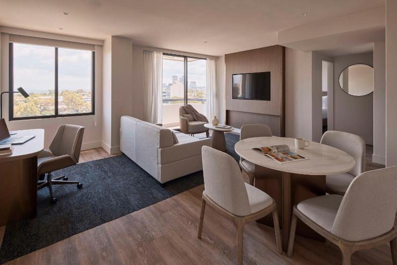 One-Bedroom King Suite image 1