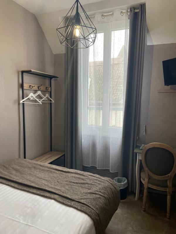 Single Room image 1