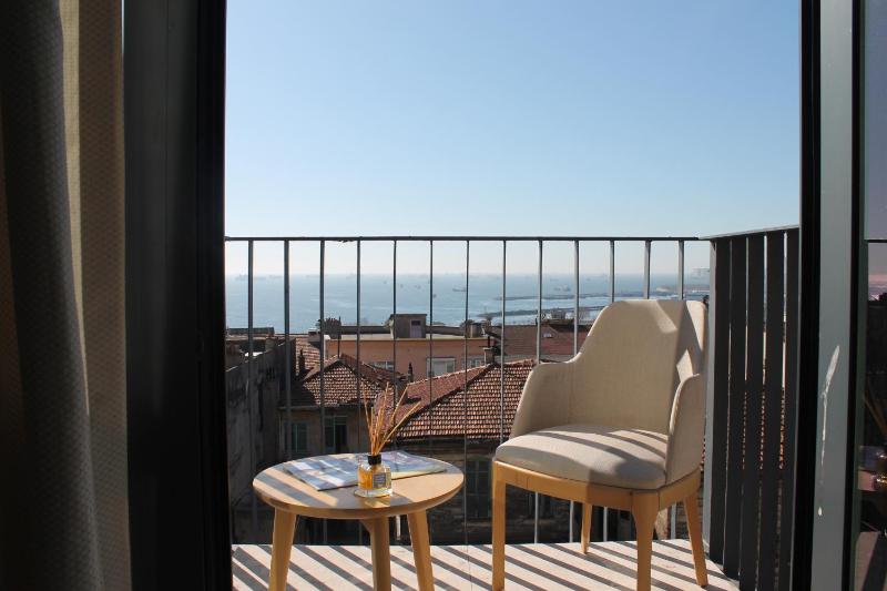 Junior Suite with Sea View image 2