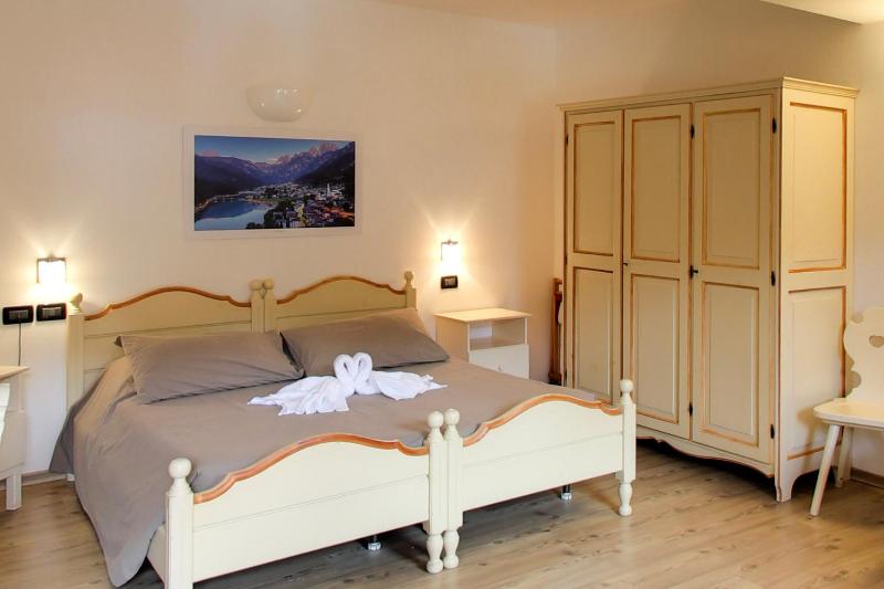 Standard Double or Twin Room with Balcony image 1