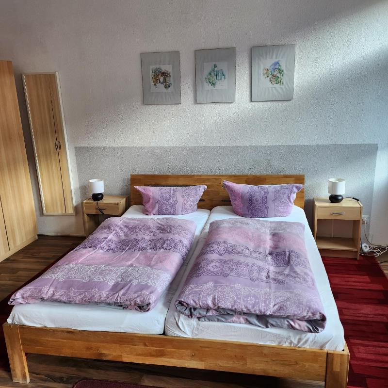 Double Room image 3