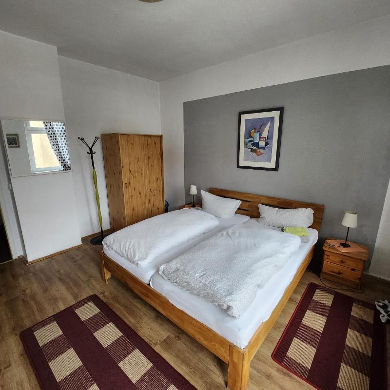 Apartment (4 Adults) image 3