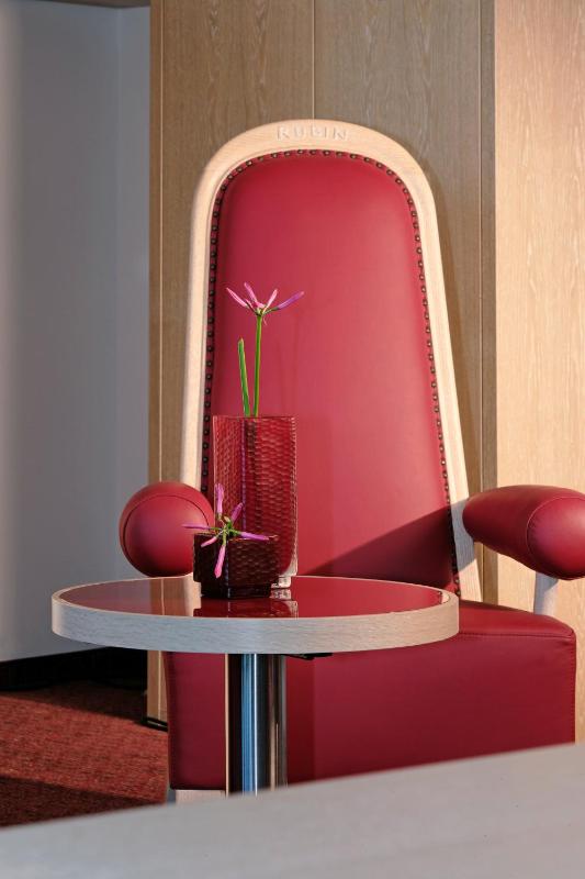 Comfort Double or Twin Room image 3