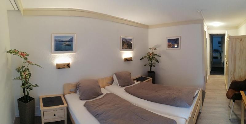 Deluxe Double or Twin Room image 1