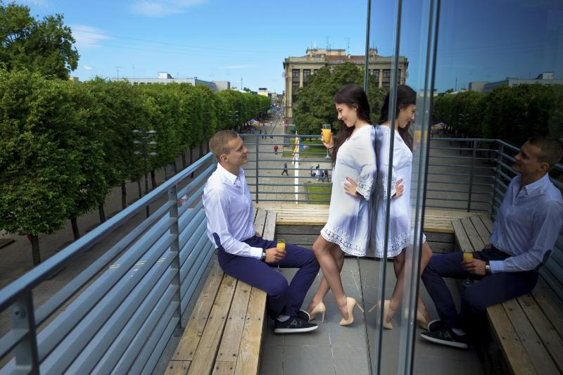 Deluxe Double or Twin Room image 4