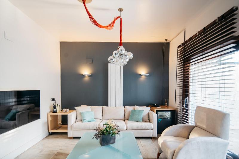 Two-Bedroom Villa image 3