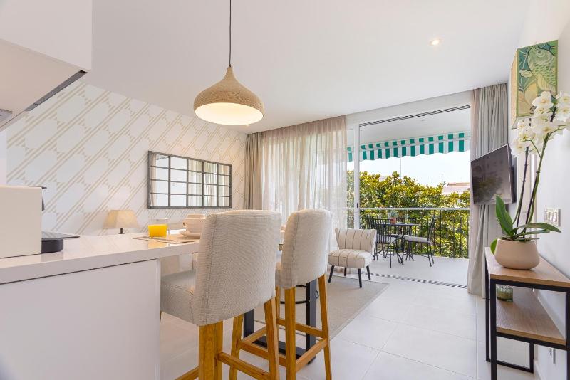 Genteel Home Ricardo Soriano - image 15