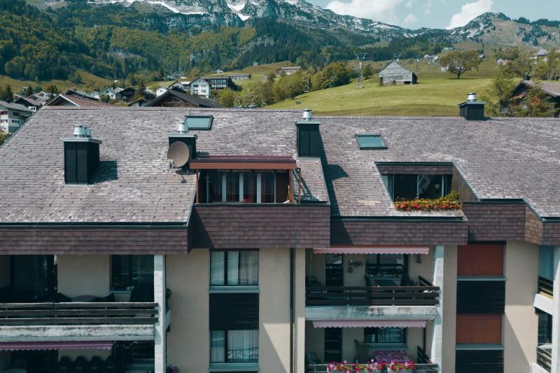 Apartment with Mountain View image 2