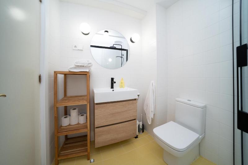 Tradicional apartamento central de 2 camas dobles - image 23