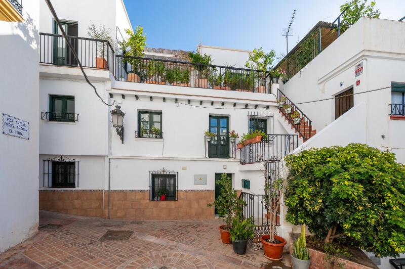 Tradicional apartamento central de 2 camas dobles - image 26