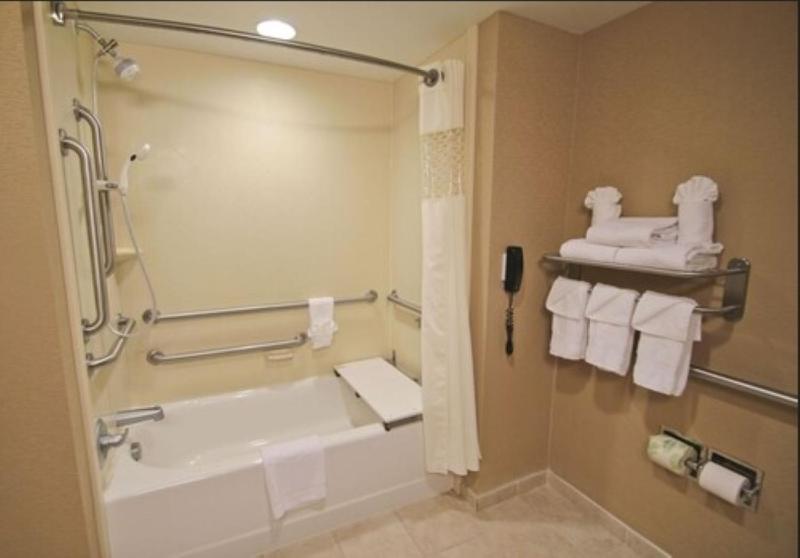 King Room with King Bed - Non-Smoking image 1
