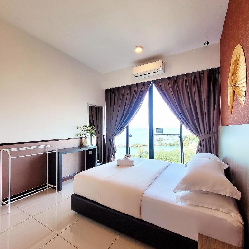 PD Beach Seaview Sunset Cozy Staycation (Netflix) - image 20
