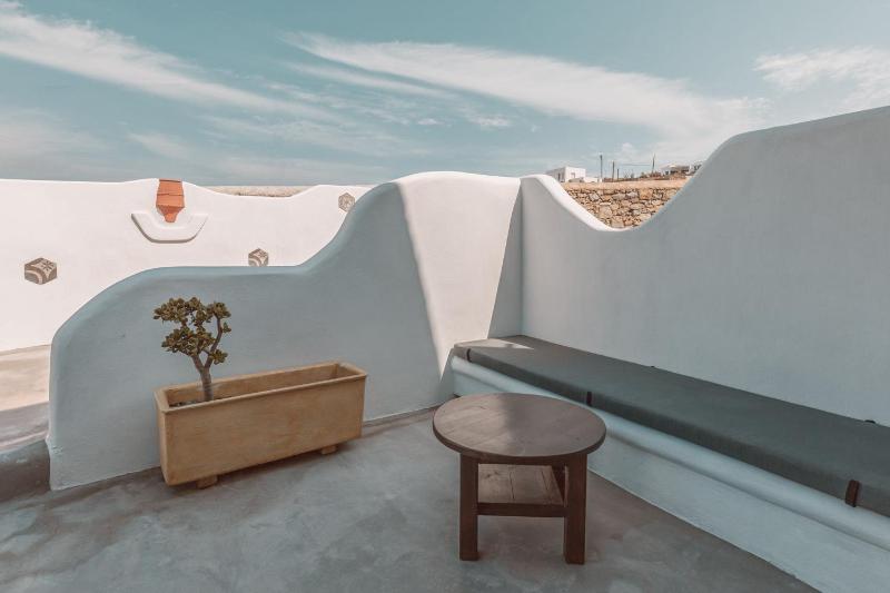 Quadruple Room with Terrace - Ground Floor image 2