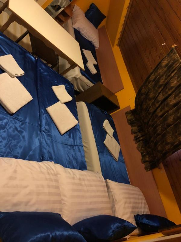 Quadruple Room with Shower image 3