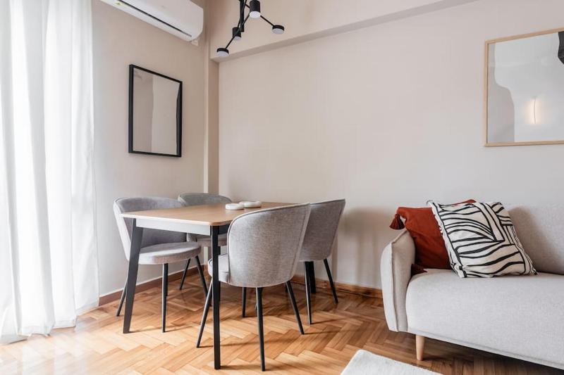 Brilliant 2BR Apartment in Exarchia by UPSTREET - image 3