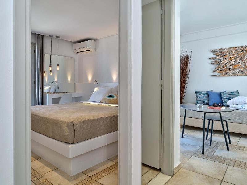 Junior Suite with Sea View image 4