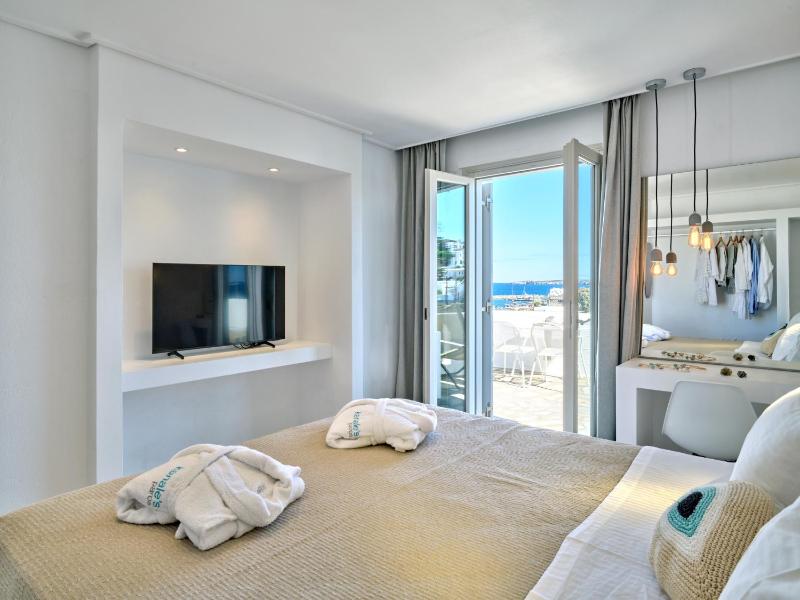 Junior Suite with Sea View image 1