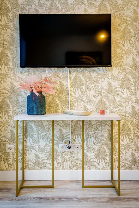 Supreme  & Comfort - Apartment - image 11