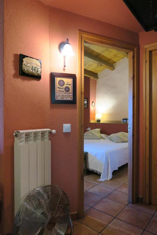 One-Bedroom Apartment image 3