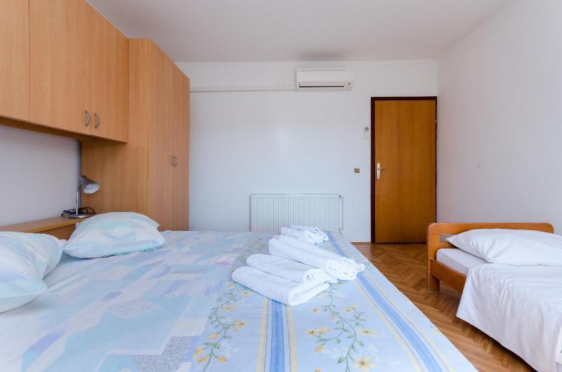 Apartment image 2