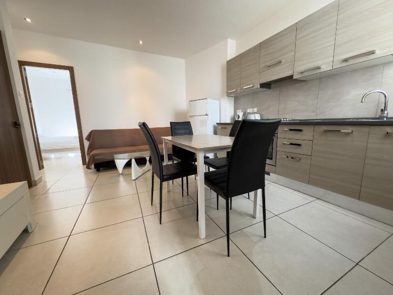 Sliema 2 Bedroom Apartment close to Sliema Promenade Images