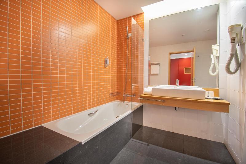Premium Suite with Balcony image 3