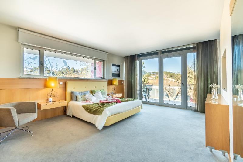 Romantic Suite image 3