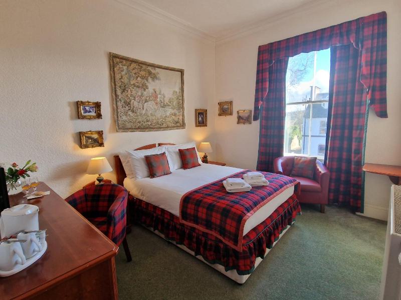 Double Room with Shower image 3
