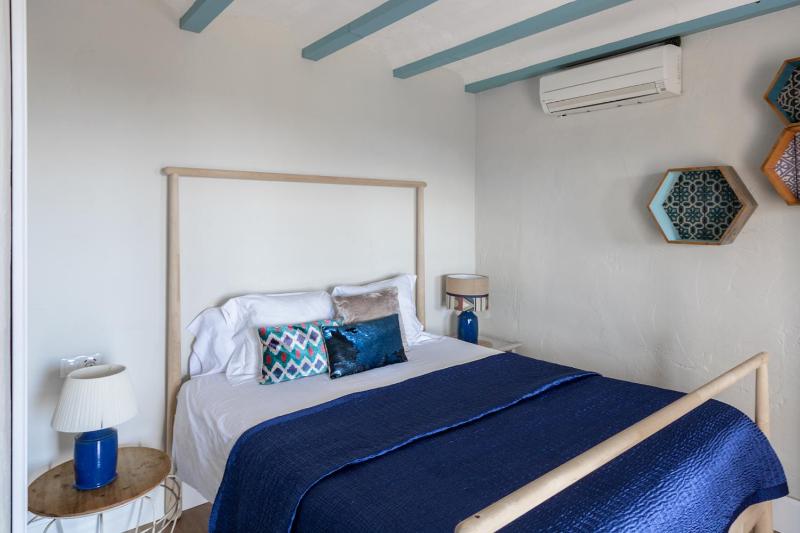Studio with Sea View image 4