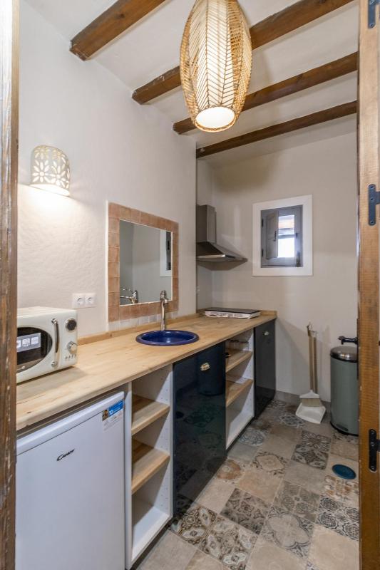 Apartment with Terrace image 3