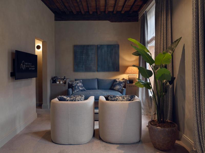 Junior Suite image 4