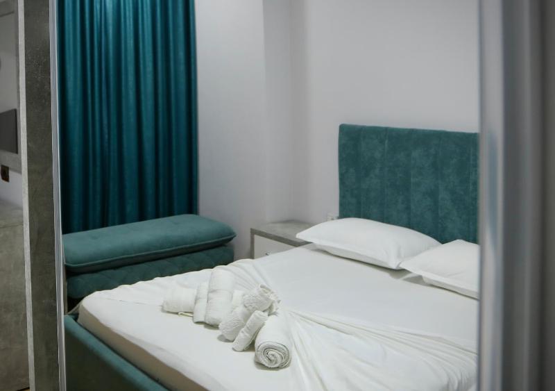 Sea View Apartments - The Suite - image 7