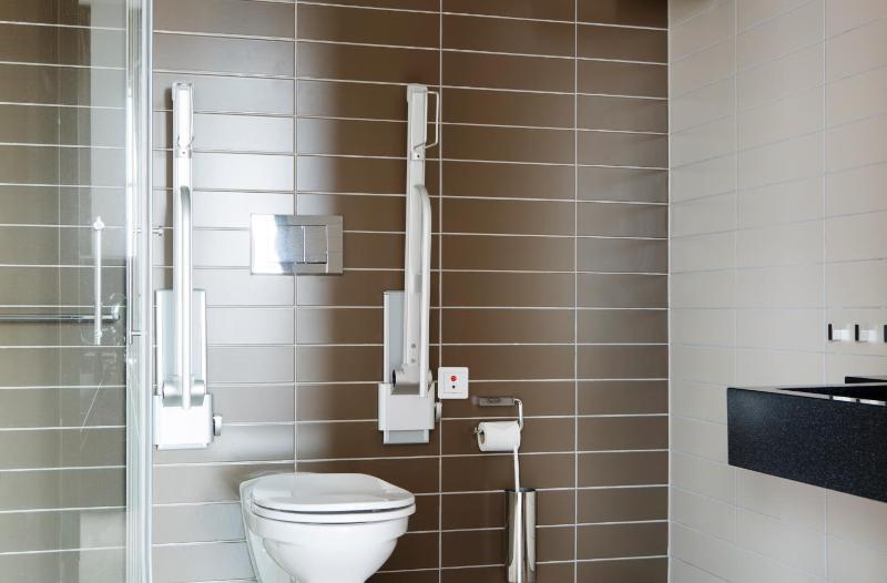 Superior Double or Twin Room image 3