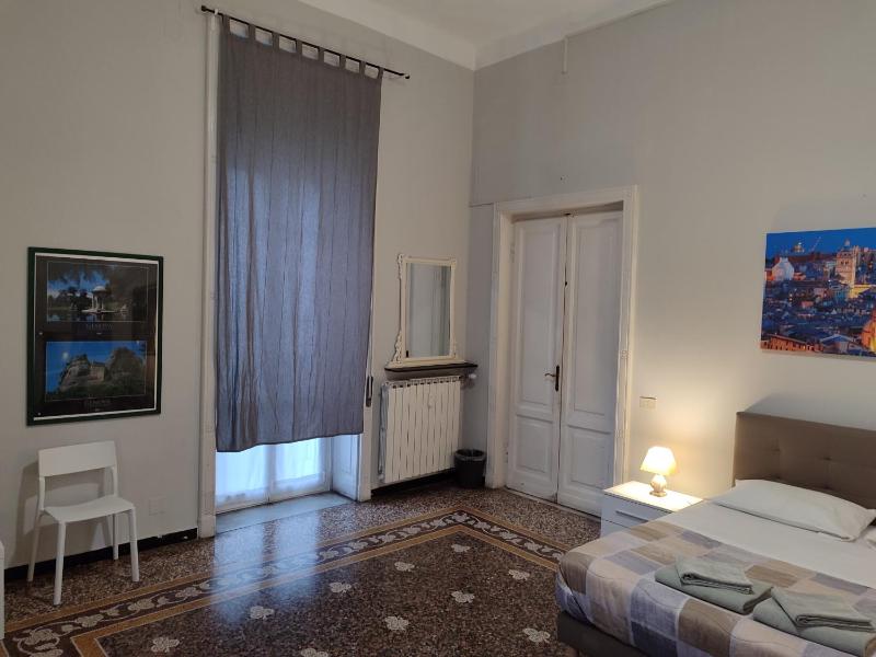 Double Room with Private External Bathroom image 4