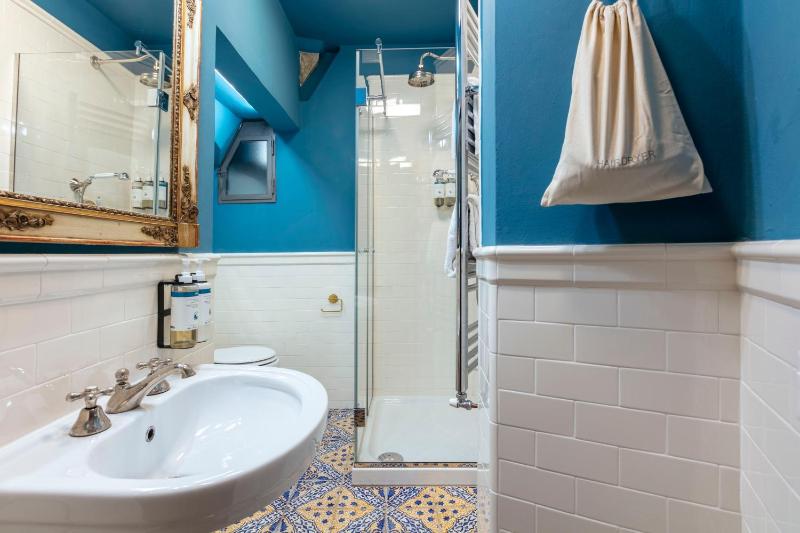 1 Bedroom Apartment with Sofa Bed - Duplex image 3