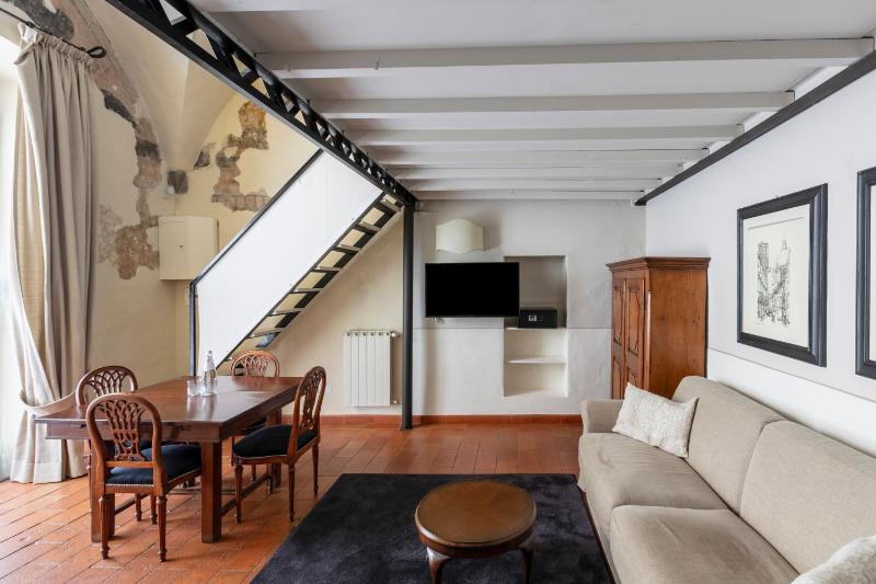 1 Bedroom Apartment with Sofa Bed - Duplex image 1