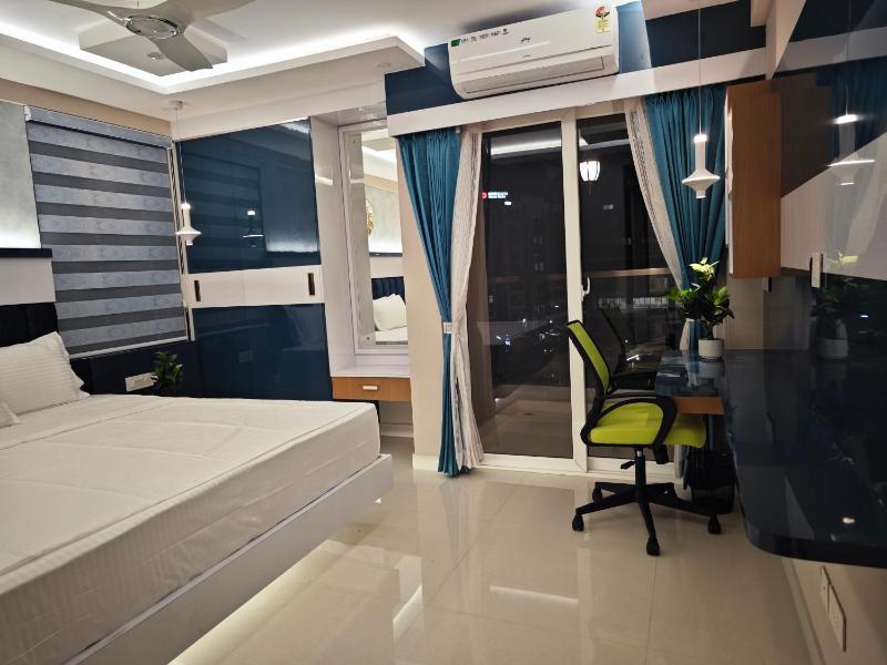 Evara - Premium Fully AC - 3BHK Luxury Apartment with Style - image 26