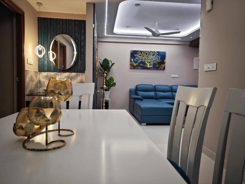 Evara - Premium Fully AC - 3BHK Luxury Apartment with Style - image 49