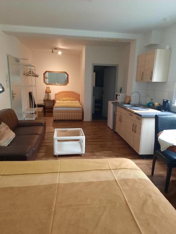 Standard Twin Room with Sofa image 1