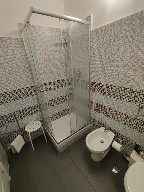 Double Room with Private Bathroom image 2