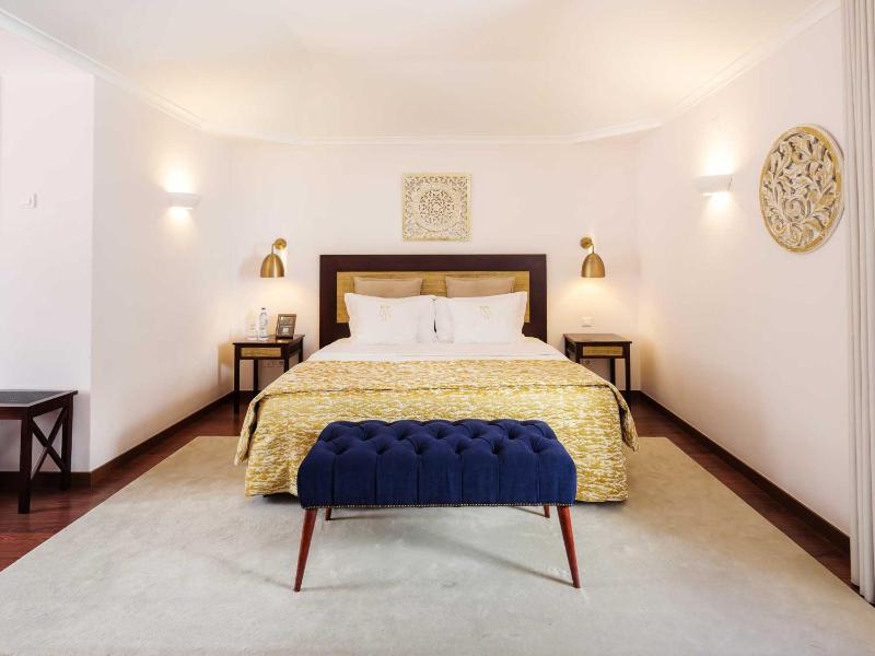 Superior Queen Room image 3