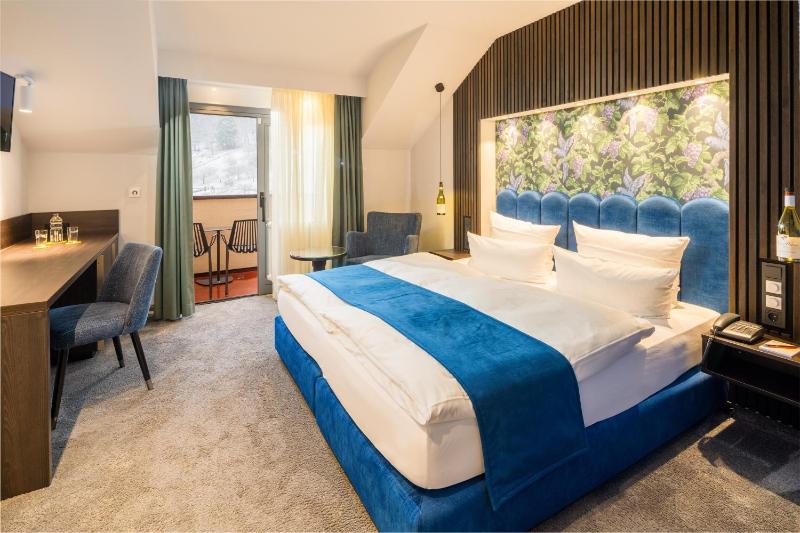 Standard Double Room image 2