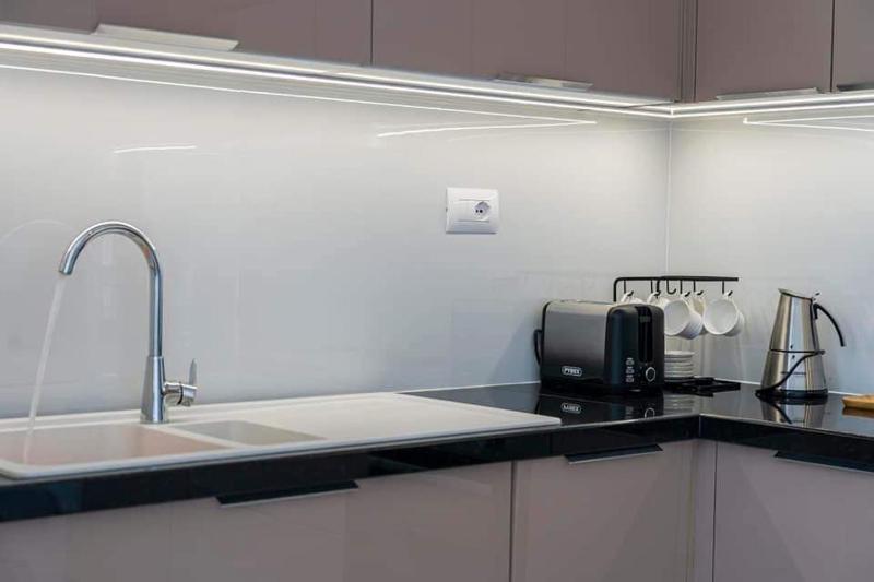 Beachfront Apartments- Horizon Residence - image 15