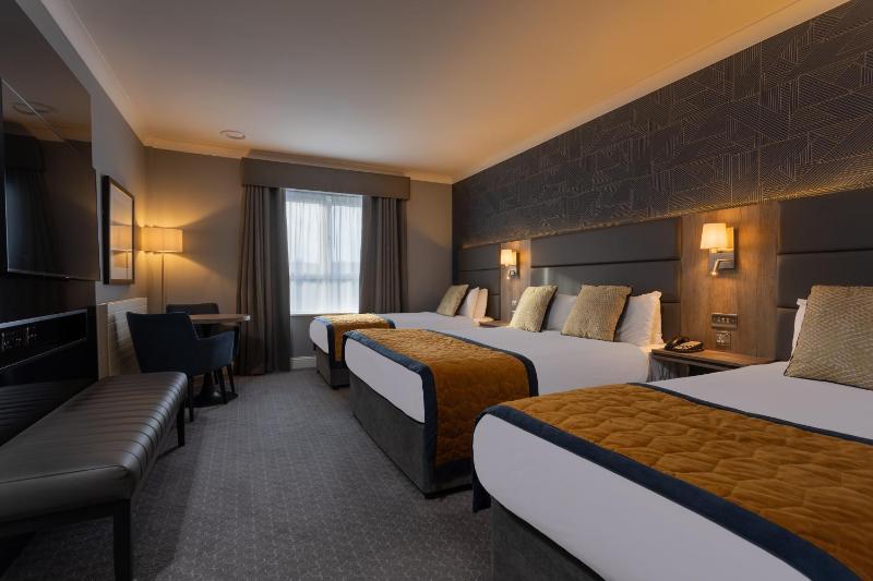 Triple Room image 3