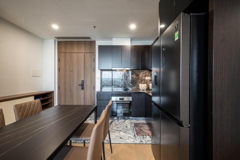 Lumiere Luxury Condotel Suites - image 4