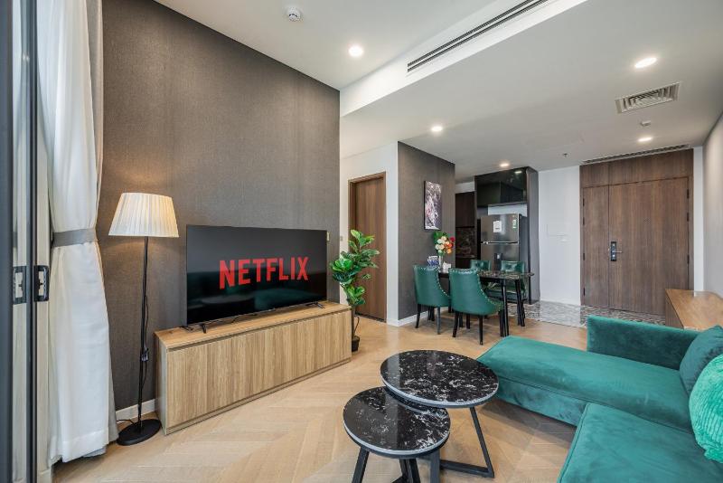 Lumiere Luxury Condotel Suites - image 6