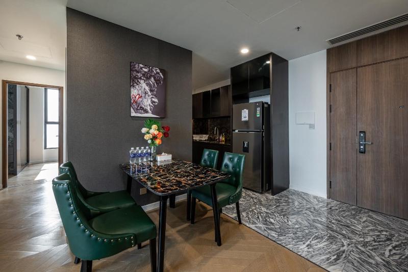 Lumiere Luxury Condotel Suites - image 16