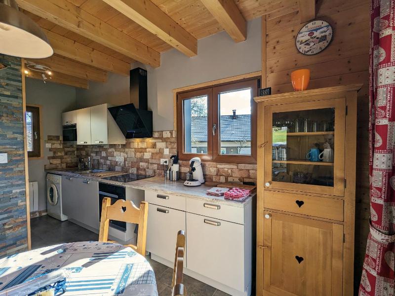 Chalet neuf à Gérardmer avec terrasse et parking privé - FR-1-589-465 - image 11
